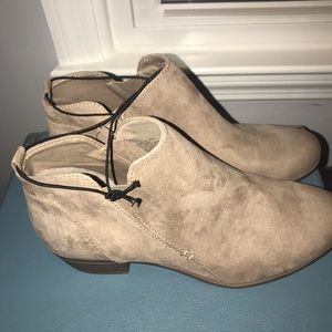 SOLD Arizona Taupe Booties NWT